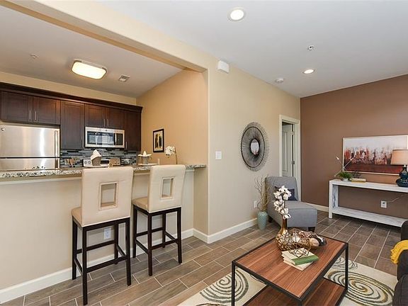 5th image of 834 44th St APT 104