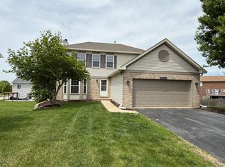 1305 Burns Ct, Minooka, IL 60447