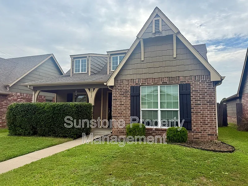 3 bed, 2.0 bath, 1650 sqft, $1,850 — Photo 1