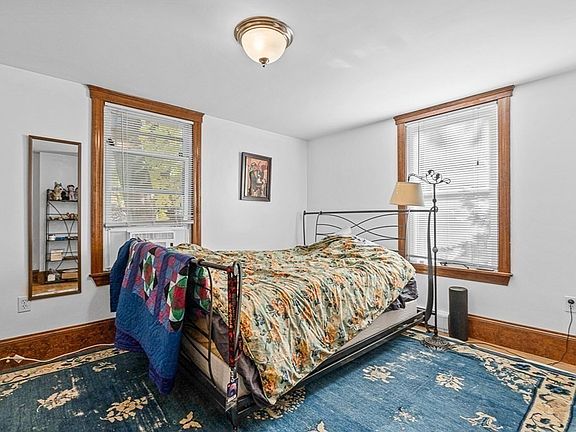 5th image of 24-26-26.5 Callender St #1