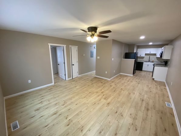 1258 Robbins Run Ct, Dayton, OH 45458