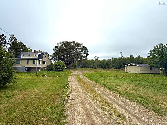 4th image of 345 French Rd