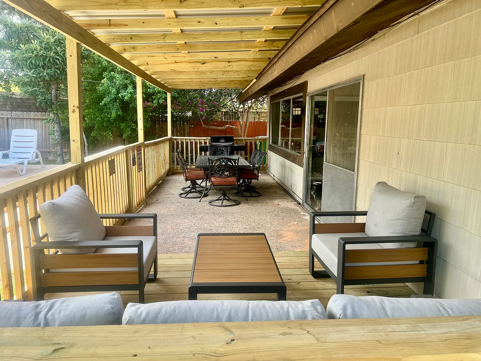 4 bed, 1464 sqft, $3,800 — Photo 3