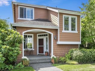 4611 NE 5th Pl, Renton, WA 98059