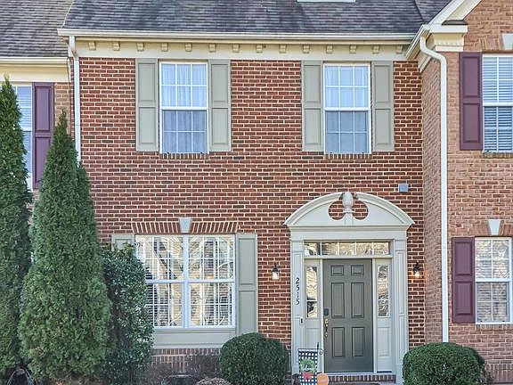 3rd image of 2515 Island Grove Blvd