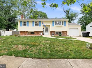 506 Hobart Dr, Clementon, NJ 08021