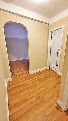 5th image of 30-53 29th St #1CC