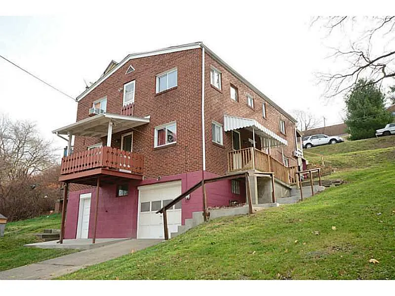 2430 Woodward Ave photo 1