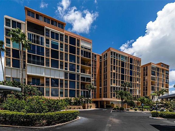 3rd image of 7400 Sun Island Dr APT 710
