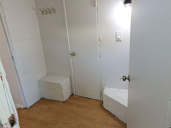 3rd image of 4515-4521 56th St #2115011-05