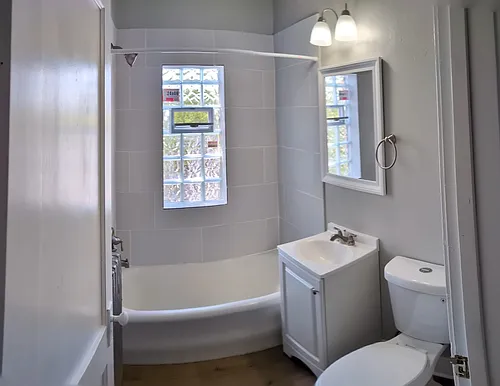 Floor plan Renovated 1-Bed