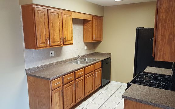 2nd image of 1665 Coach Dr APT 204