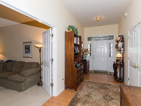 2nd image of 15218 Nashua Cir