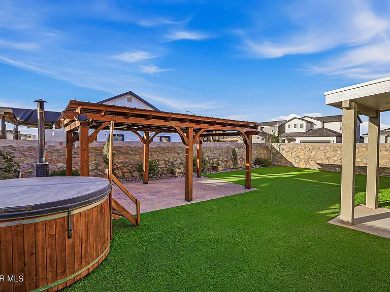 12365 Desert Vista Ave — Photo 45