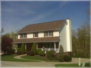 19 Meadowridge Rd, Harrison City, PA 15636