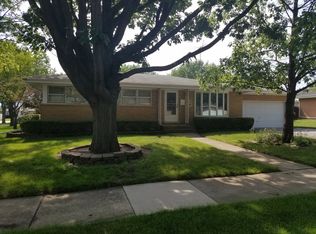 948 N Babbit Ave, Addison, IL 60101