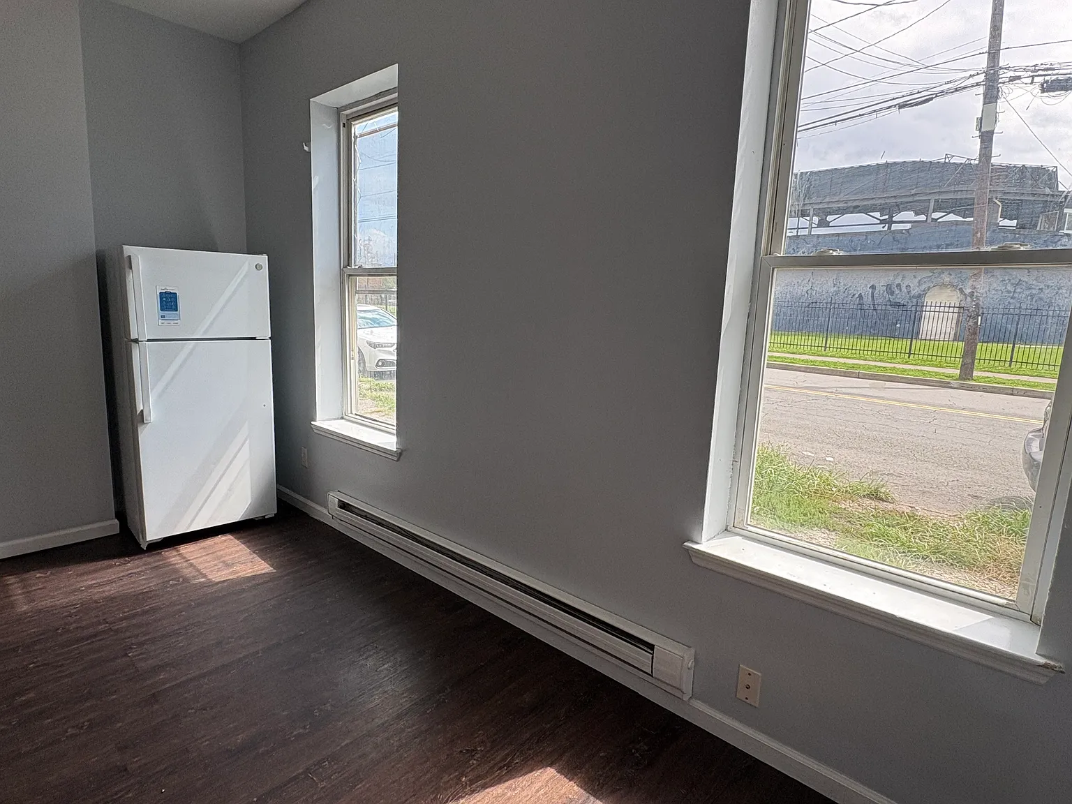 384 Washington St — Photo 4