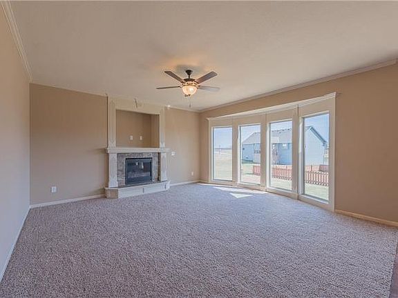 4th image of 10012 N Lister Ave