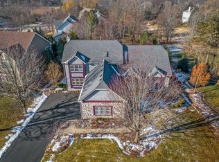 1191 Rodgers Ln, Lake Zurich, IL 60047