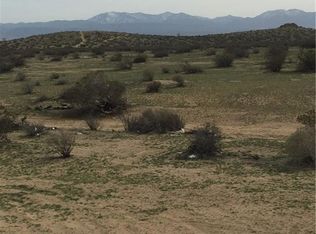 235 E Avenue Q #27, Palmdale, CA 93550