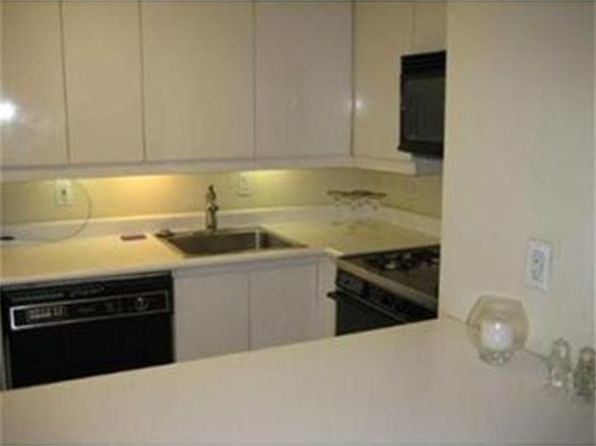 170 Tremont St APT 1006