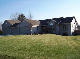 10505 Seven Mile Rd, Caledonia, WI 53108