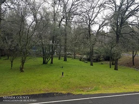2nd image of 12893 Golden Trout Way