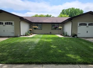 1617 Jackson St, Stoughton, WI 53589