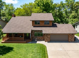 1728 Bonn Blvd, Bismarck, ND 58504