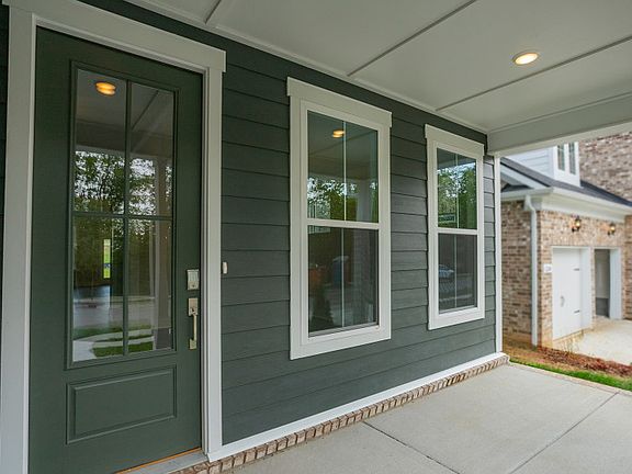 Homesite 929 Front Porch