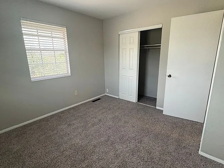 Marella Apartments — Photo 7