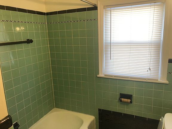 5th image of 5312 Glenwood Ave APT 1