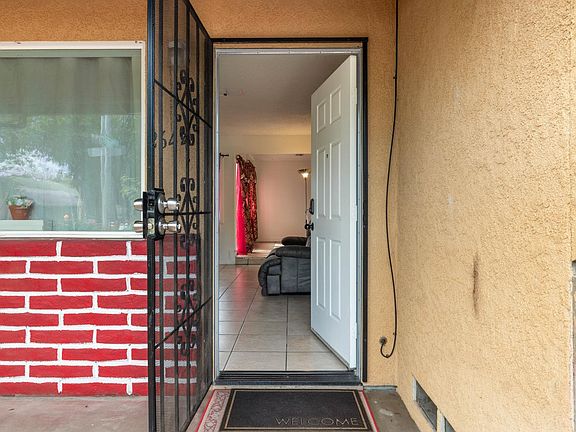 3rd image of 2644 San Ignacio Ave