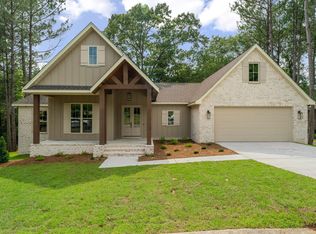 8 Rabbit Trl, Hattiesburg, MS 39402