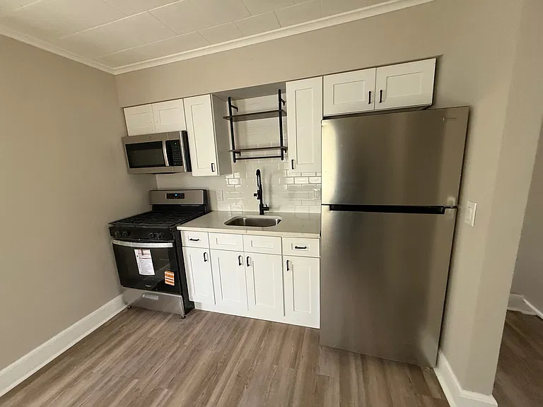 58B N Washington St #58B — Photo 6