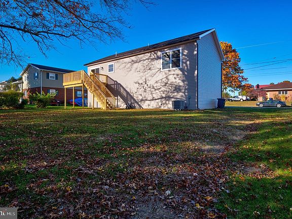 5th image of 4142 Wilhelm Dr