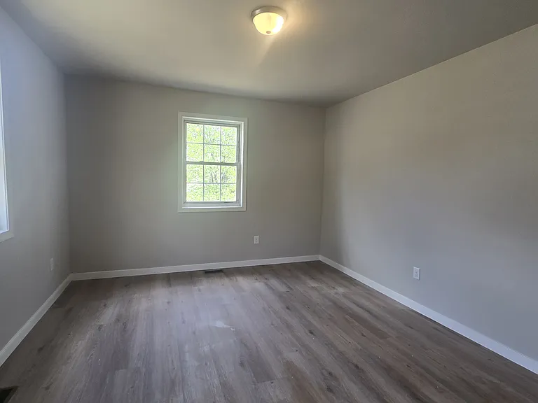 15615 Allen Dr — Photo 7