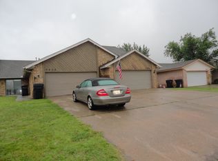 9022 N Roxbury Ter, Oklahoma City, OK 73132