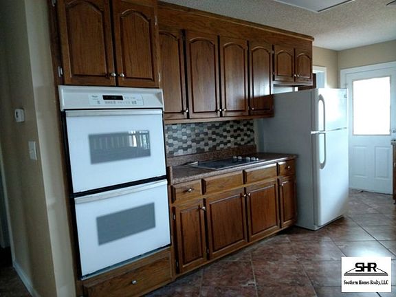 5th image of 12720 Lillian Hwy