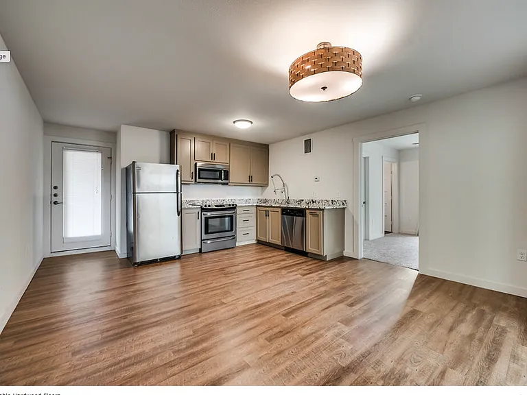 4115 San Jacinto St — Photo 2