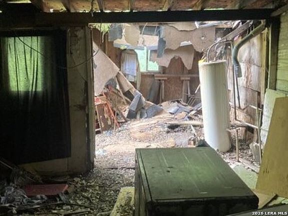 4th image of 446 E Hart Ave