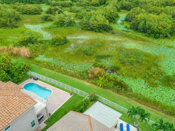 9229 Delemar Court, Wellington, FL 33414