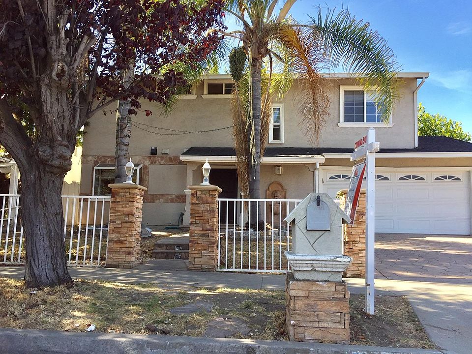 1st image of 2935 Sunwood Dr