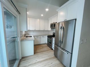 360 12th St APT A, Seal Beach, CA 90740