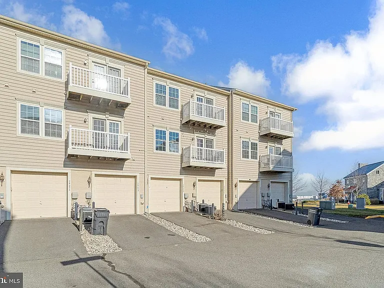 24652 Hutchinson Farm Dr #3D — Photo 20