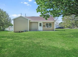 1708 Locke Ave, Waterloo, IA 50702