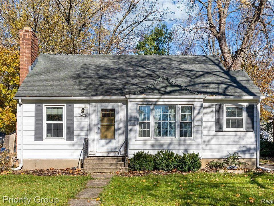 1st image of 2670 Woodbine Dr