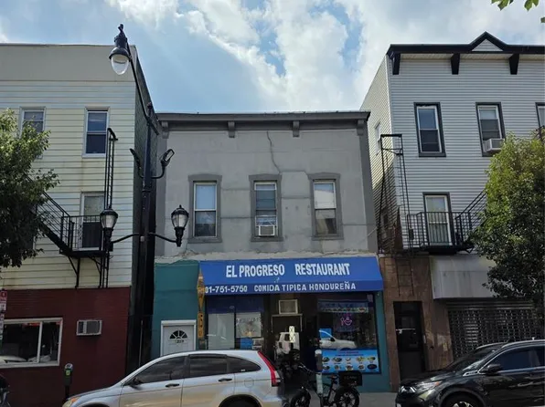 1309 Summit Ave, Union City, NJ 07087