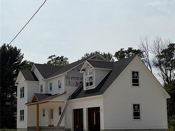 2nd image of 2 Upper Farm Way