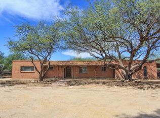 1945 N Tanque Verde Loop Rd, Tucson, AZ 85749